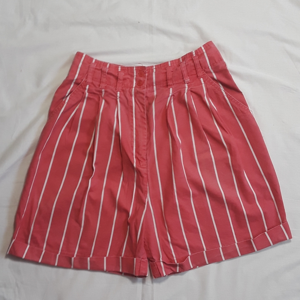 Together! Petite Vtg highwaisted shorts size 8P